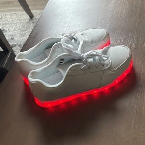 White sneakers with led light soles